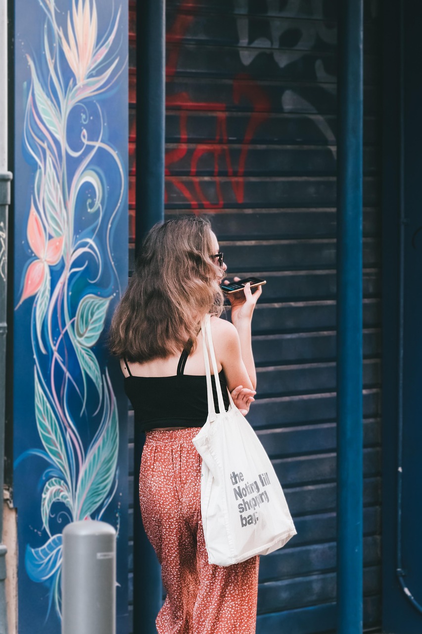 girl, woman, call, voice message, building, mobile, road, pavement, side walk, color contest, woman, call, call, voice message, voice message, voice message, voice message, voice message, building, mobile, side walk